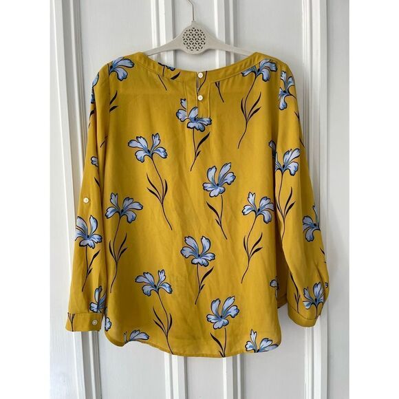Loft yellow w/light blue floral blouse MP - Picture 3 of 6